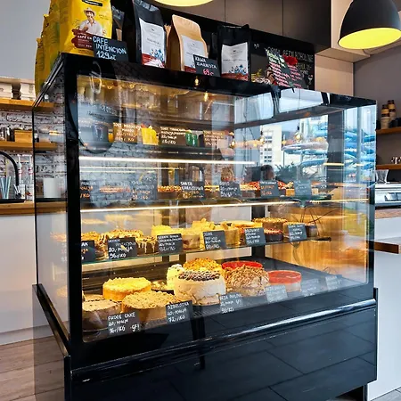 19 - Aquapark アパート